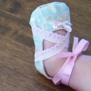 Angelina Ballerina Baby Girl Shoes PDF PATTERN DIY 5 different sizes image 3