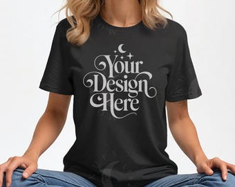 Mockup della maglietta Bella Canvas 3001 nera BC3001 Mockup della maglietta nera Bella Black Color Tee Mock Black 3001 Modello da donna Tshirt Display Mocks