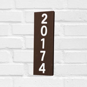 Placa de número de casa vertical rústica, placa de endereço de madeira personalizada, decoração moderna e contemporânea para áreas externas