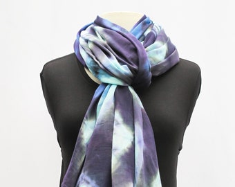 Shibori cotton shawl, Hand-dyed cotton shawl, Blue and white scarf, One of a kind Shibori scarf,  Blue tie-dye scarf, Shibori cotton sarong