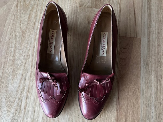 Vintage cole haan red heeled tassel loafers, slip… - image 5