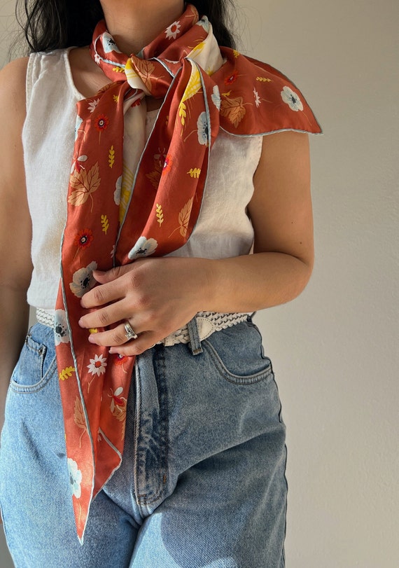 vintage scarf, silky feel, retro chic, floral pri… - image 3