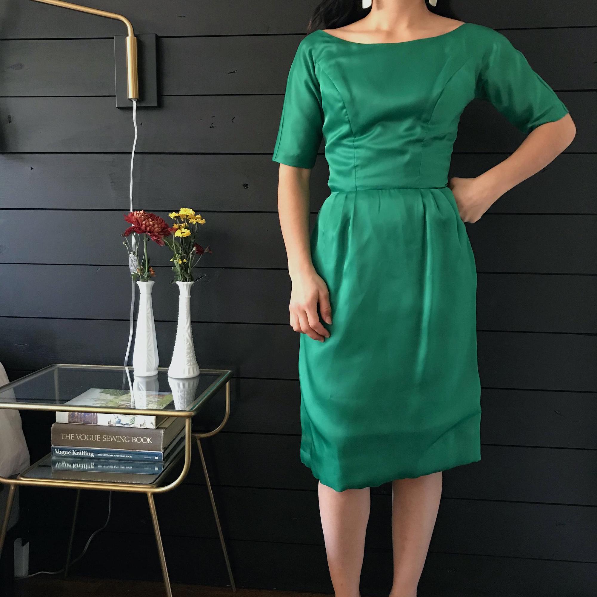 green emerald velvet dress Dark Green 3/4 Sleeve V Neck Velour Sequin Pencil Wiggle Dress – Pretty  Kitty Fashion main image 1