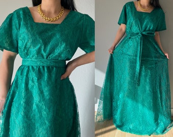 Vintage 60s Benét floor length green lace short sleeve gown, bow belt self-tied, a line prom dress, formal maxi dress, emerald green, 16 XL