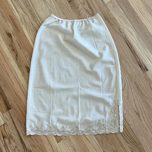 Vintage 60s Lady Lynne half slip skirt, 25" waist, lace trim, retro glam, vtg work undergarment, casual basics, beige everyday underslip