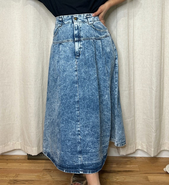 Vintage 1980s denim skirt, acid wash Medium ankle… - image 2