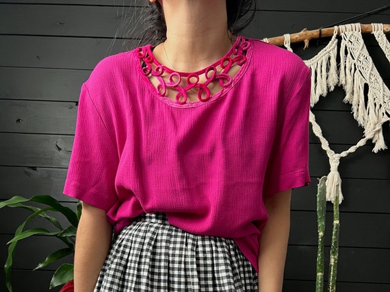Vintage hot pink embroidered neck short sleeve ma… - image 1