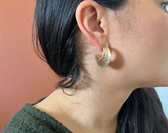Vintage 1980s gold texture hoop earrings, chunky huggie hoops, pierced earrings, retro everyday minimalist