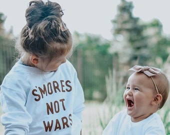 Marshmallow pullover, s’mores not wars