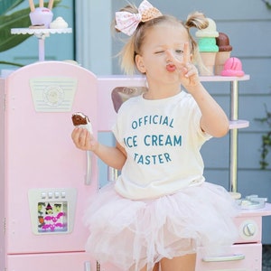 Official Ice Cream Taster, natural image 7