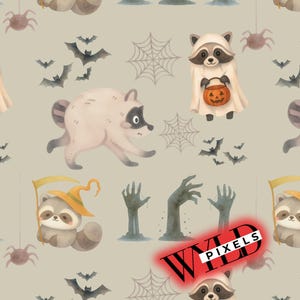 Könnte beinhalten: Ein sich wiederholendes Muster auf hellbeigem Hintergrund mit Aquarellillustrationen von Waschbären in Halloween-Kostümen, darunter Geister und Hexen, sowie Spinnen, Spinnennetzen, Fledermäusen und greifenden Händen. Der Text WILD PIXELS ist sichtbar.
