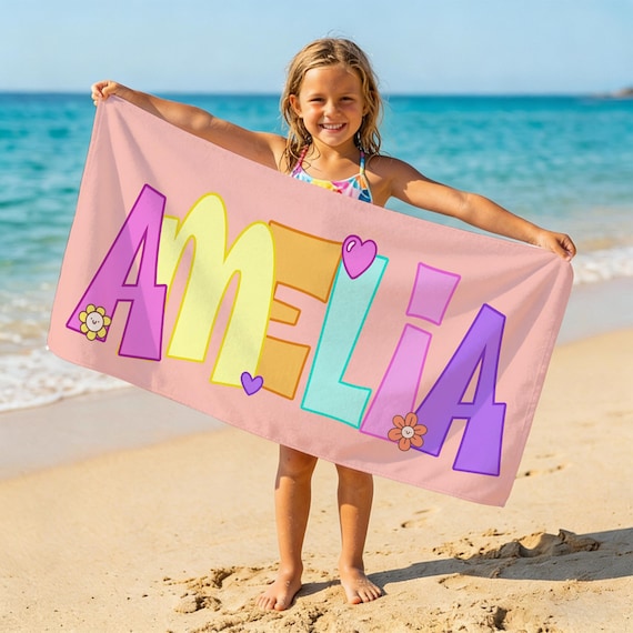 Personalisierte bunte Name Strandtuch, benutzerdefinierte Mädchen Strandtuch mit Namen Strand Urlaub Handtuch, Sommerferien Handtuch, Geschenk für Tochter