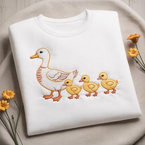 Embroidered Mama Duck and Baby Ducklings,Cute Duck,Mama Goose Shirt,Mom Gift,Mama Silly Goose Sweatshirt,Duck Family Shirt,Mother&#39;s Day Gift