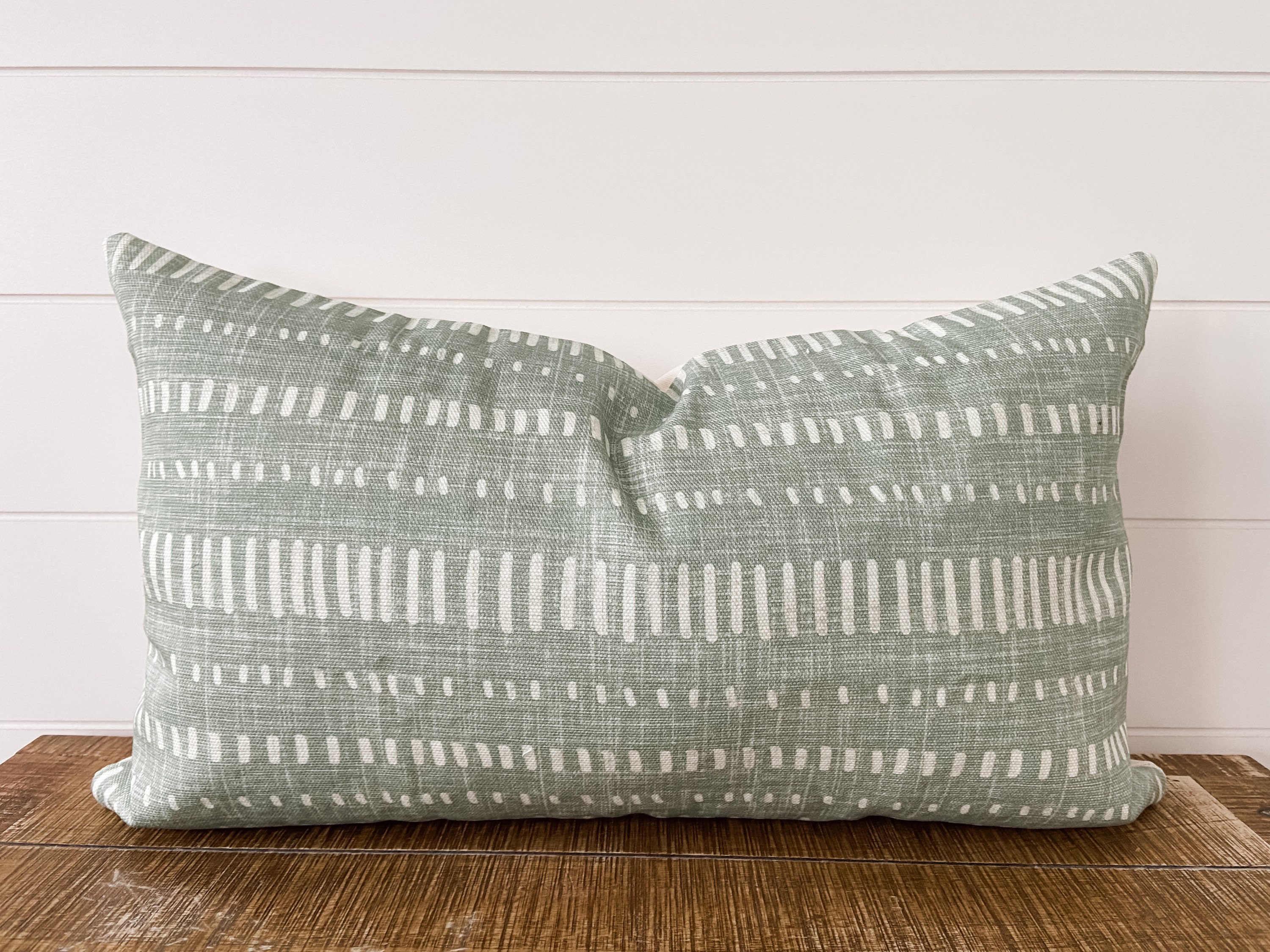 SAFAVIEH Grema Boho Fringe Decorative Accent Throw Pillow - On