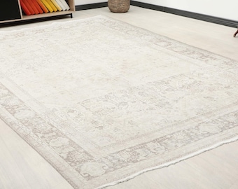 10x13 ft Turkish vintage oushak area rug | soft beige gray faded medallion wool living room carpet | neutral bohemian decor