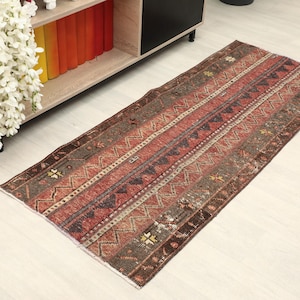 2x5 Ft Red Gray Turkish Runner, 2x5 Boho Small Runner, Small Oushak Runner, Kitchen Rug, Hallway, Entry Rug, Housewarming Gift, 2.1x5.1 Ft