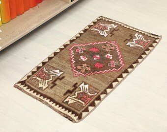 Vintage Turkish Wool Mini Rug: Beige Oushak Door Mat (1x3 ft), Bohemian Mats, Kids Rug, Kilim Doormat, Home Doormat, Small Kilim