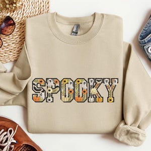 Halloween Gruseliger Geist Kürbis Blume Kürbis Gesticktes Sweatshirt, Halloween-Muster Gesticktes Hemd, Geschenk der gruseligen Jahreszeit