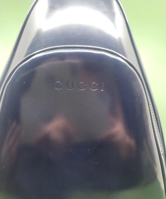 Authentic pre owned Structured  Gucci crossbody i… - image 3