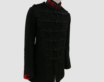 ゴシックブラックミリタリーナポレオンジャケット（レーストリム付き