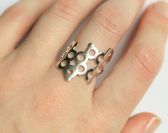 Serotonin Ring - Sterling Silver - Molecule Jewellery