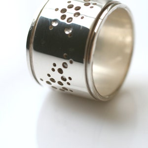 Silver Spinner Ring. image 2