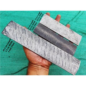 Billette in acciaio di Damasco con motivo decorativo per la fabbricazione di coltelli / Billette saldate a mano con motivo decorativo / Acciaio per forgiatura per coltelli personalizzati e forniture per fabbri