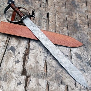 Hand-Forged Damascus Steel D-Guard Sword – 29 Inches – Twisted Pattern Blade with Rosewood Handle & Leather Sheath