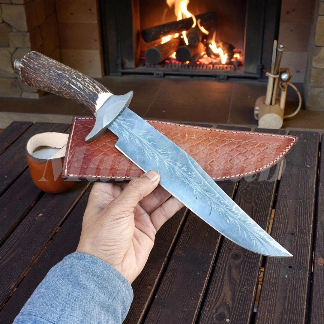 Hand Forged Hunting Knife, Stag Horn Handle With Feather Pattern Blade ...