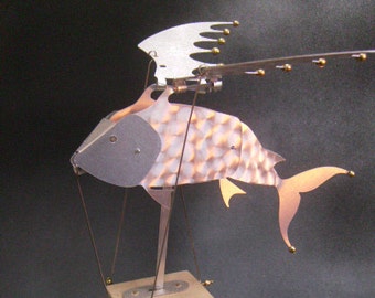 Flying fish automaton