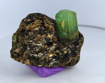Emerald Crystal Specimen: Chitral Valley, Pakistan - 12.9 Grams