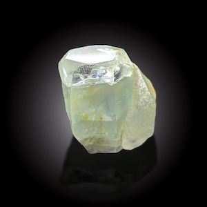 Natural small size transparent aquamarine crystal with quartz attached, from Afghanistan. 10 grams