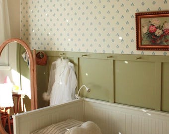 Cottage Tulip Stencil - Large Floral Stencil for Wall Painting - DIY Wallpaper Project