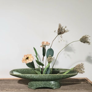 Vintage glazed planter / vase green speckled