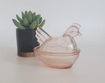 pink hen on nest heisey glass vintage mini candy dish light pink glass hens