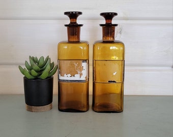 Vintage apothecary jars / amber glass bottles/ vintage decor
