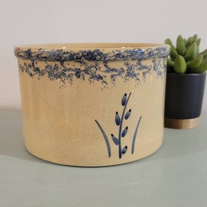 Robinson Ransbittom Pottery Crock R.R.P. CO blue spongeware