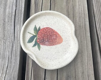 Hand painted Pottery Spoon Rest, Strawberry, Gift for Chef, Housewarming Gift, Kitchen, Stocking Stuffer, Handmade by Daisy Friesen