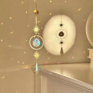 Zonnebedel zonnevanger met kristal, minimalistisch decor, boho raamhanger, lichtvanger, regenboogmaker, hemelzonvanger voor raam