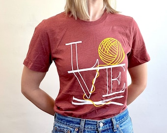 T-shirt Love Knitting | ARTEFACT - Omaha, NE