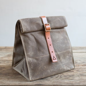 Lunch Tote w/ Buckle in Waxed Canvas & Leather | ARTIFACT