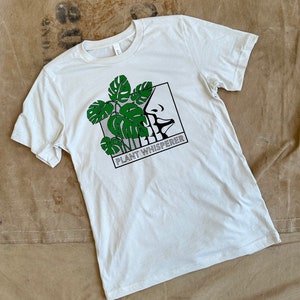 Camiseta Plant Whisperer / ARTIFACT Omaha, NE imagen 3