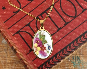 Floral Pendant Necklace, Vintage Broken China Pendant, Hammersley Bone China Handmade Jewelry