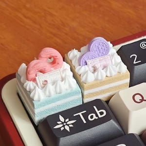 Cute Cake Keycap for Tab Key, Resin Artisan Keycap with Whipped Cream, Macaron Cookie Style, Custom Keyboard Gift for Gamer or Typist