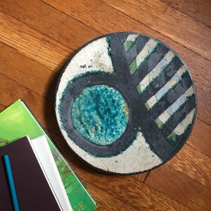 Vtg 60s Wax Glaze Brutalist Design Shallow Handmade Raku Stoneware Platter Bowl Decor - Mystery Artist