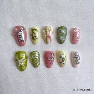 snoopy Cartoon Press-On Nails, Schleifen, Fake Nails, Cute Nails, Sommernägel, Snoopy Nägel, 3D Design, wiederverwendbare Nägel, Gingham Design