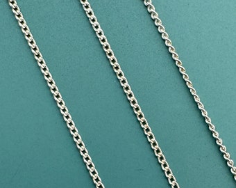 スターリングシルバー 1mm タイニーカーブチェーン - ファインカーブチェーン - 未完成バルクチェーン（1フィート単位） - ジュエリー製作チェーン - 卸売供給 - デリケートチェーン