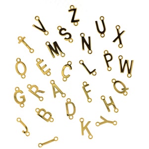 Conector de letra inicial de oro sobre plata de ley- Encanto de conector de letra de plata de alto pulido-Suministro de joyería permanente al por mayor-Sku:201325VM