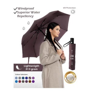 Puede incluir: Un paraguas de color morado oscuro con una cubierta resistente al viento y al agua. El paraguas mide 28 cm de largo y pesa 313 gramos. También tiene protección UV. La imagen muestra una variedad de opciones de color para el paraguas.