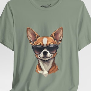 Cool Chihuahua Shirt for Dog Lovers Funny Sunglasses Chihuahua Tee Retro Festival Outfit Dog Mom Gift Cute Summer Shirt for Pet Parents